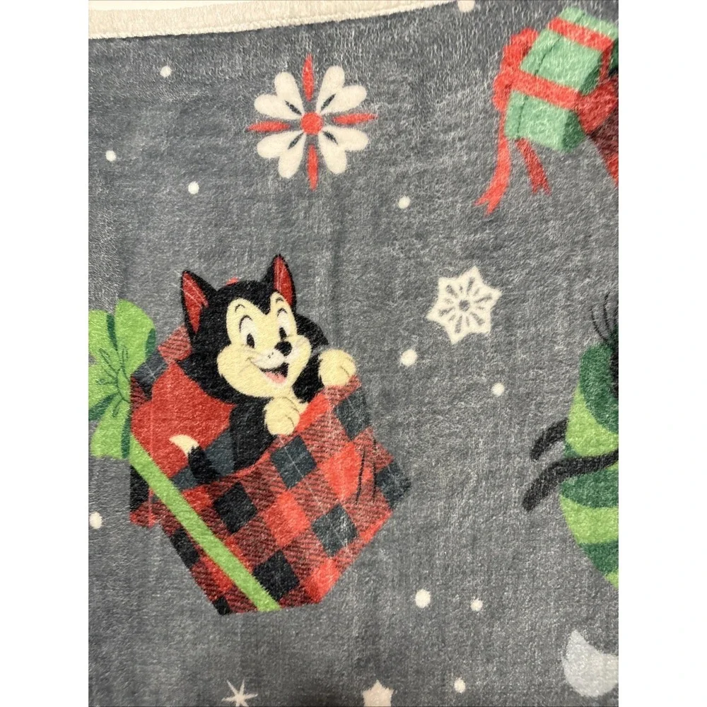 Disney Parks Christmas Mickey & Friends Reversible Fleece Throw Blanket